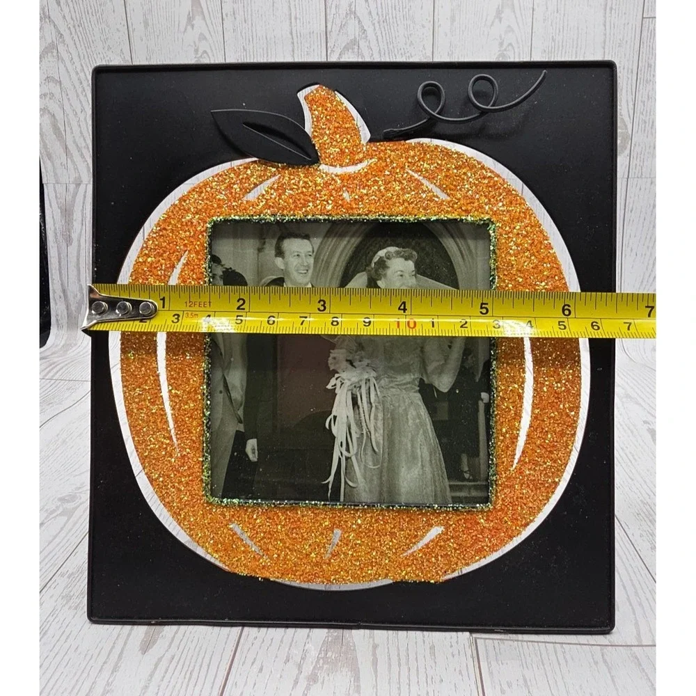 2 Halloween Black and Orange Picture Frames 7